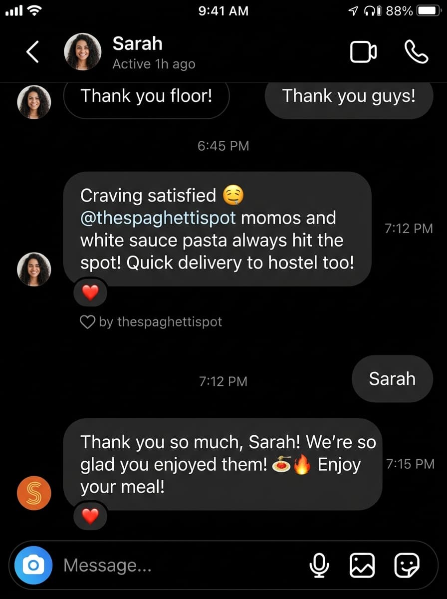 Momos and white sauce pasta always hit the spot! Quick delivery to hostel too! 🤤